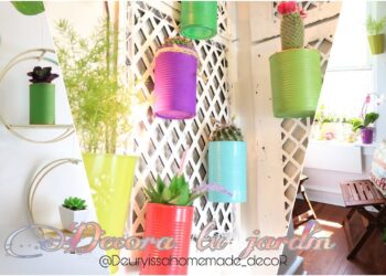 Descubre cómo darle vida a tu patio con estas ingeniosas ideas para colgar macetas