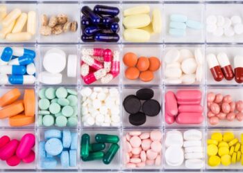 Descubre cómo guardar tus medicamentos de forma segura y evitar errores comunes