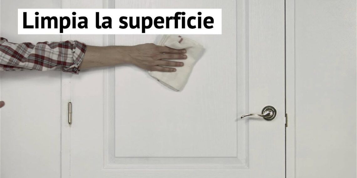 Descubre cómo solucionar el problema del hueco en tu puerta de forma creativa y económica