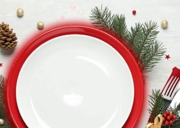 Descubre cómo sorprender a tus invitados con la mesa de Navidad más espectacular