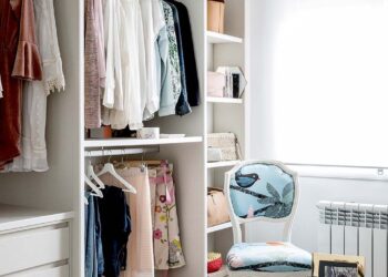 Descubre cómo transformar tu armario en un vestidor de ensueño con estas ideas innovadoras