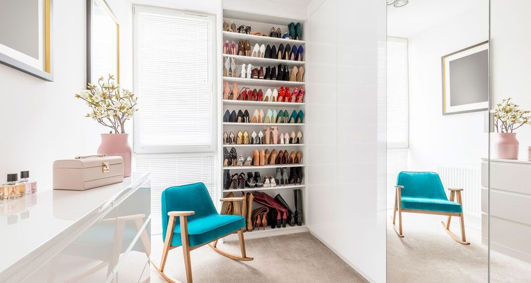 Descubre cómo transformar tu hogar con un zapatero único y funcional