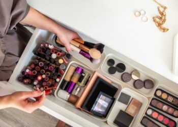 Descubre los secretos para tener un maquillaje impecable y organizado