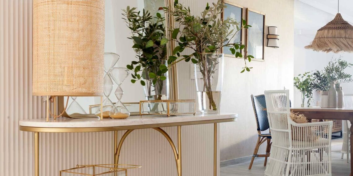 Transforma tu entrada en un espacio acogedor con estas ideas de decoración