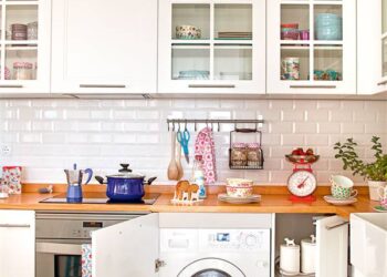 Transforma tu pequeño lavadero en un espacio funcional y elegante con estas ideas sorprendentes