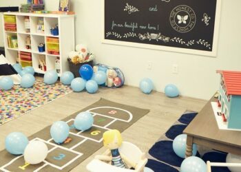 Transforma tu sala en un paraíso de juegos con estas ingeniosas ideas de almacenamiento