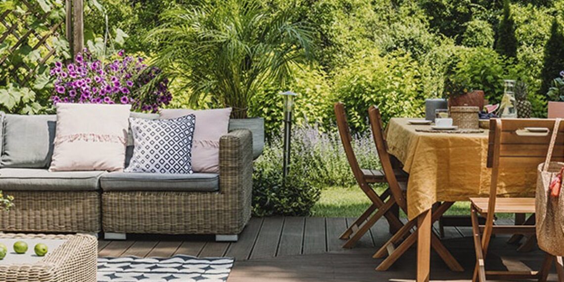 Transforma tu terraza en un oasis de ensueño sin gastar una fortuna con estas ideas económicas de suelos