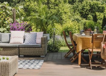 Transforma tu terraza en un oasis de ensueño sin gastar una fortuna con estas ideas económicas de suelos