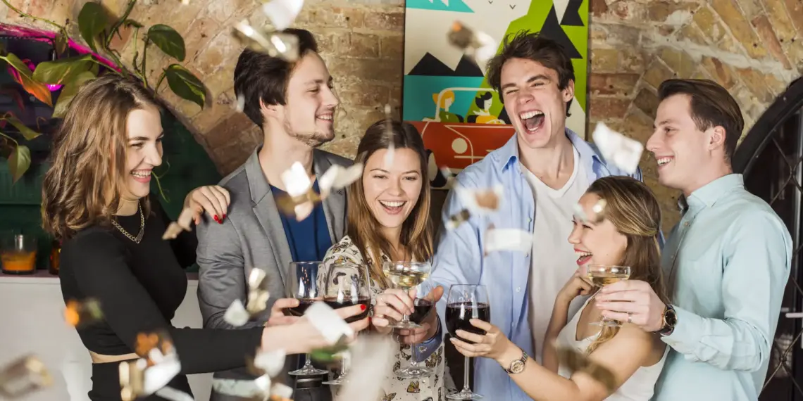 ¡Sorprende a tus amigos con los juegos más divertidos para un cumpleaños de adultos!